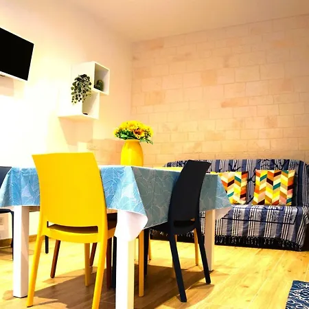 شقة Gio's House كونفيرسانو