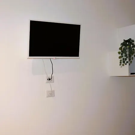 Gio's House קונברסאנו
